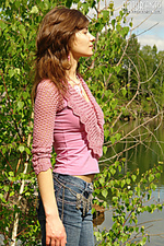 Sweetheart sensually goddess teens pulling off her jeans