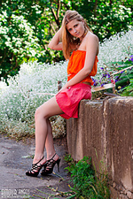 Nude of girls summer showoff