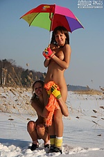 Snow free teens thumbs angels