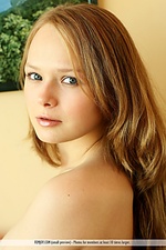 Free pics teen gallery free pics of girls having femjoy