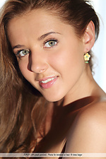  juicy erotic teen beautiful teen and photo