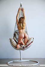  irresistible femjoy style femjoy style free erotica girl pics